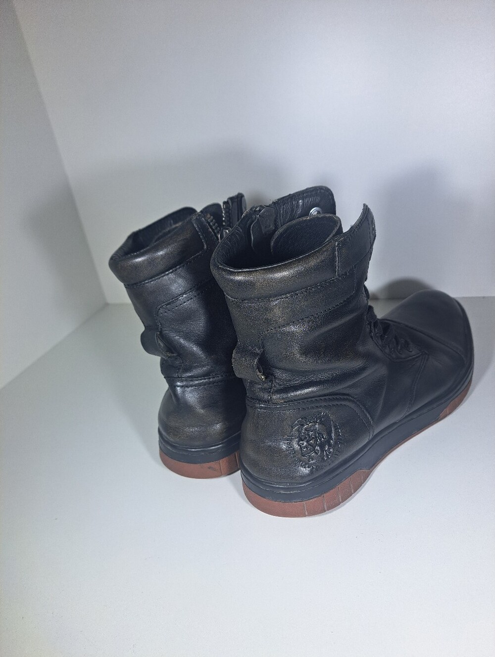 Diesel Black Leather Lace-Up Combat Boots with Brown Soles - Picture 2 of 10